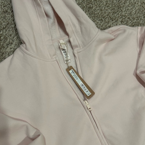 SKIMS Cotton Fleece Shrunken Zip Up Hoodie - Picture 3 of 5